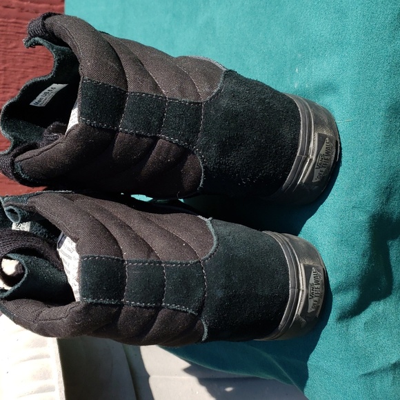 Vans Triple Black Hidden Heel Sneakers - Picture 3 of 5